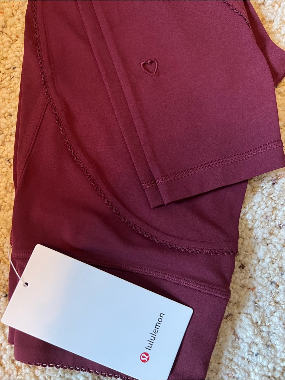 lululemon No Line High Rise Heart 25” - Size 8 - Picture 4 of 7